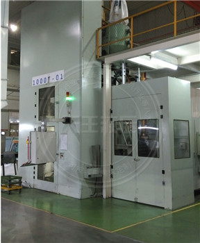 1000吨CNC 数控粉末液压机 
